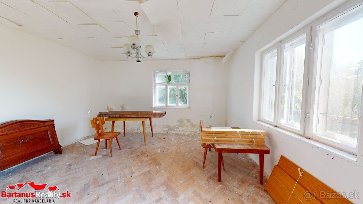 BartanusReality - Na predaj starší rodinný dom s veľkým poze - 12