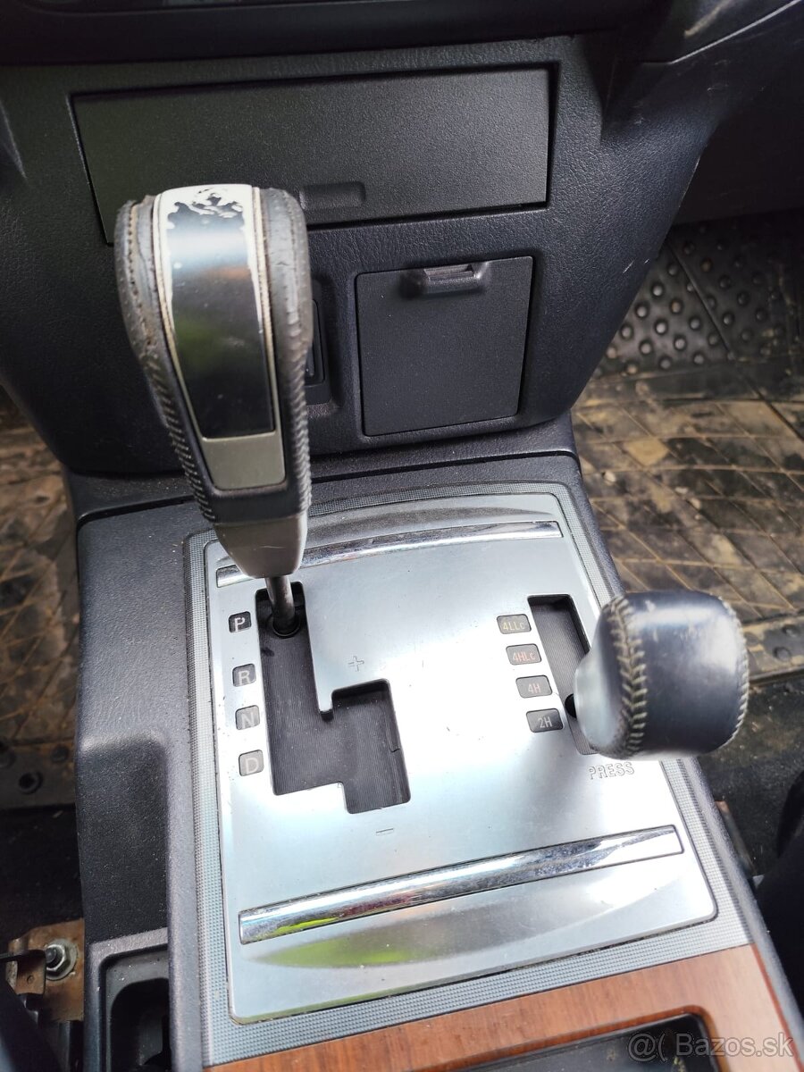 Mitsubishi Pajero 3.2. - 12