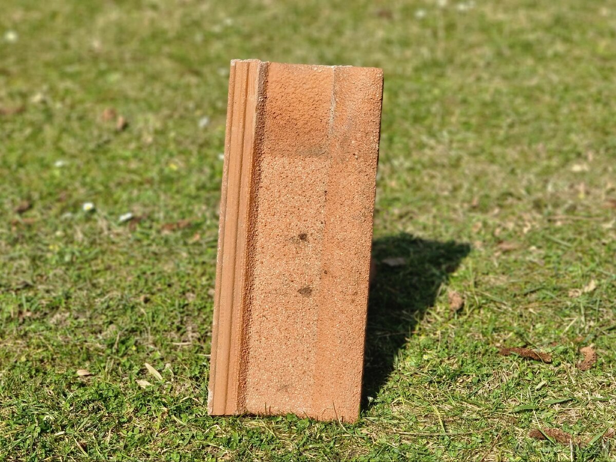 PREDÁM - Škridla BRAMAC EN 490 - 12