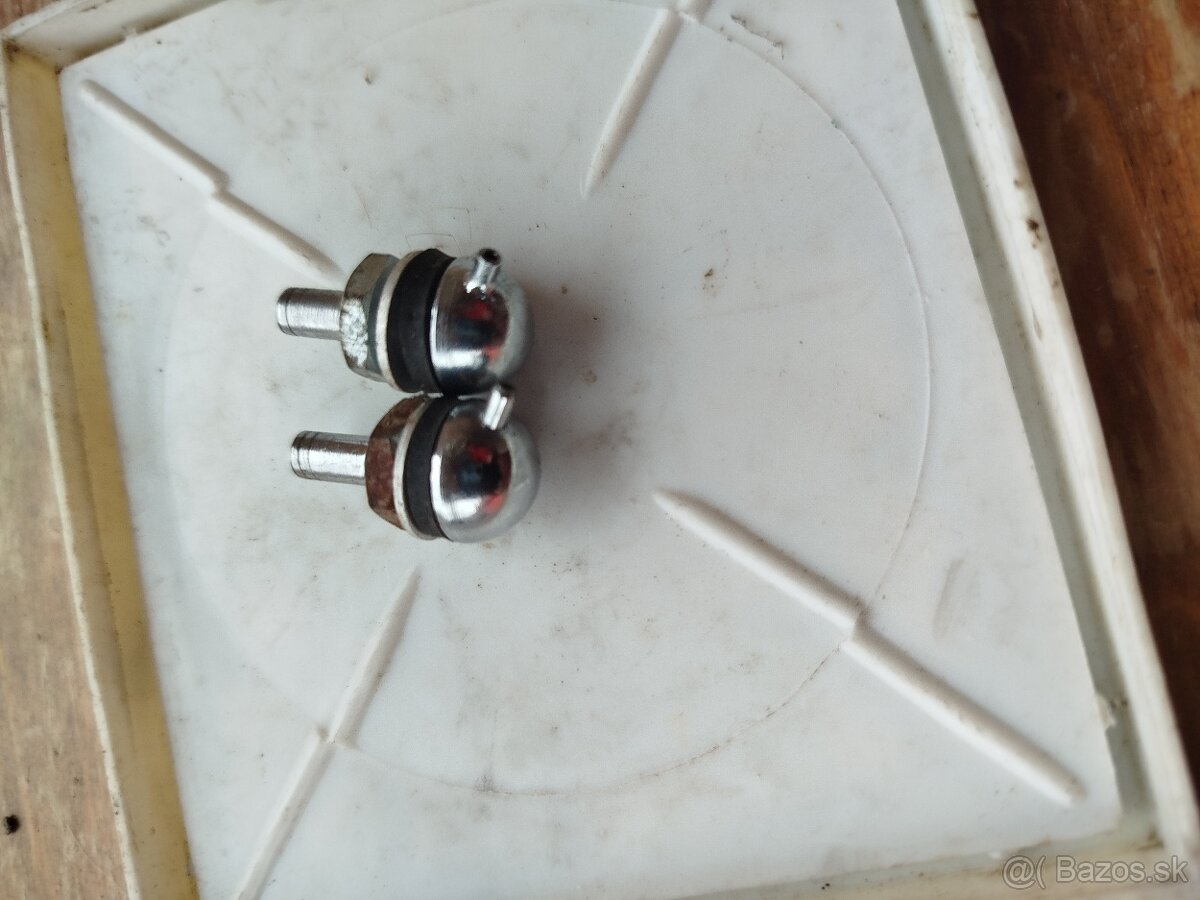 Škoda 1000mb dielu vodná pumpa - 12