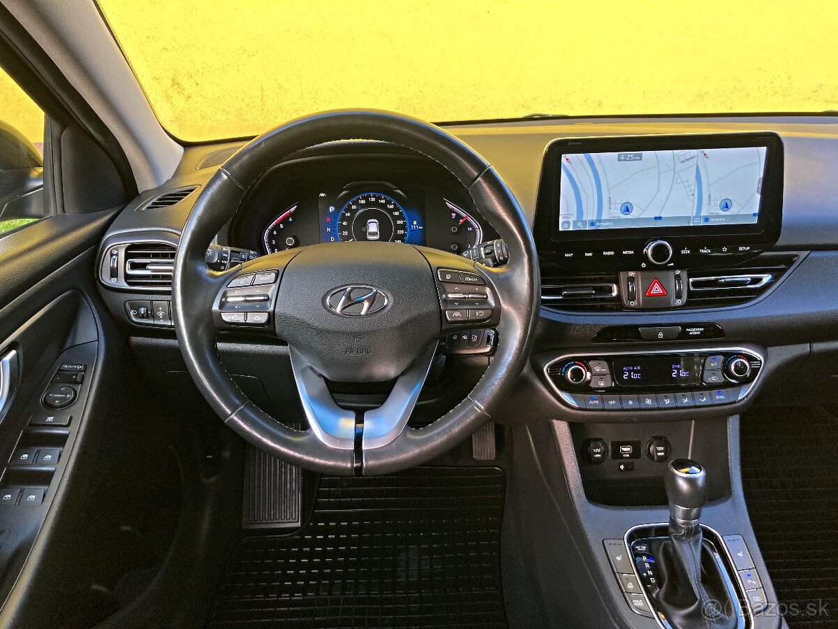 Hyundai i30 Kombi 1.6 CRDI 7DCT Edition 30 - 12