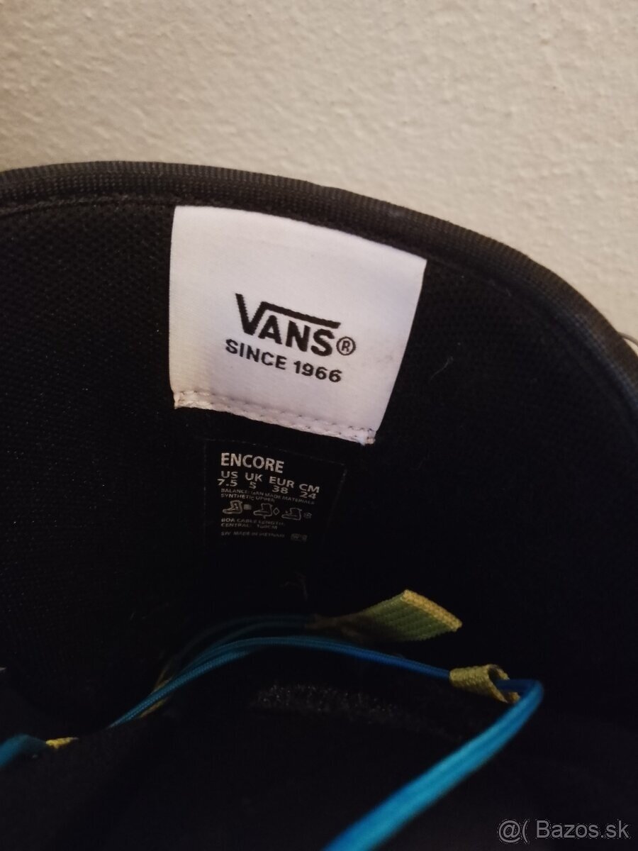 velkost 38 a 40 - VANS snowboardove topanky BOA - 12