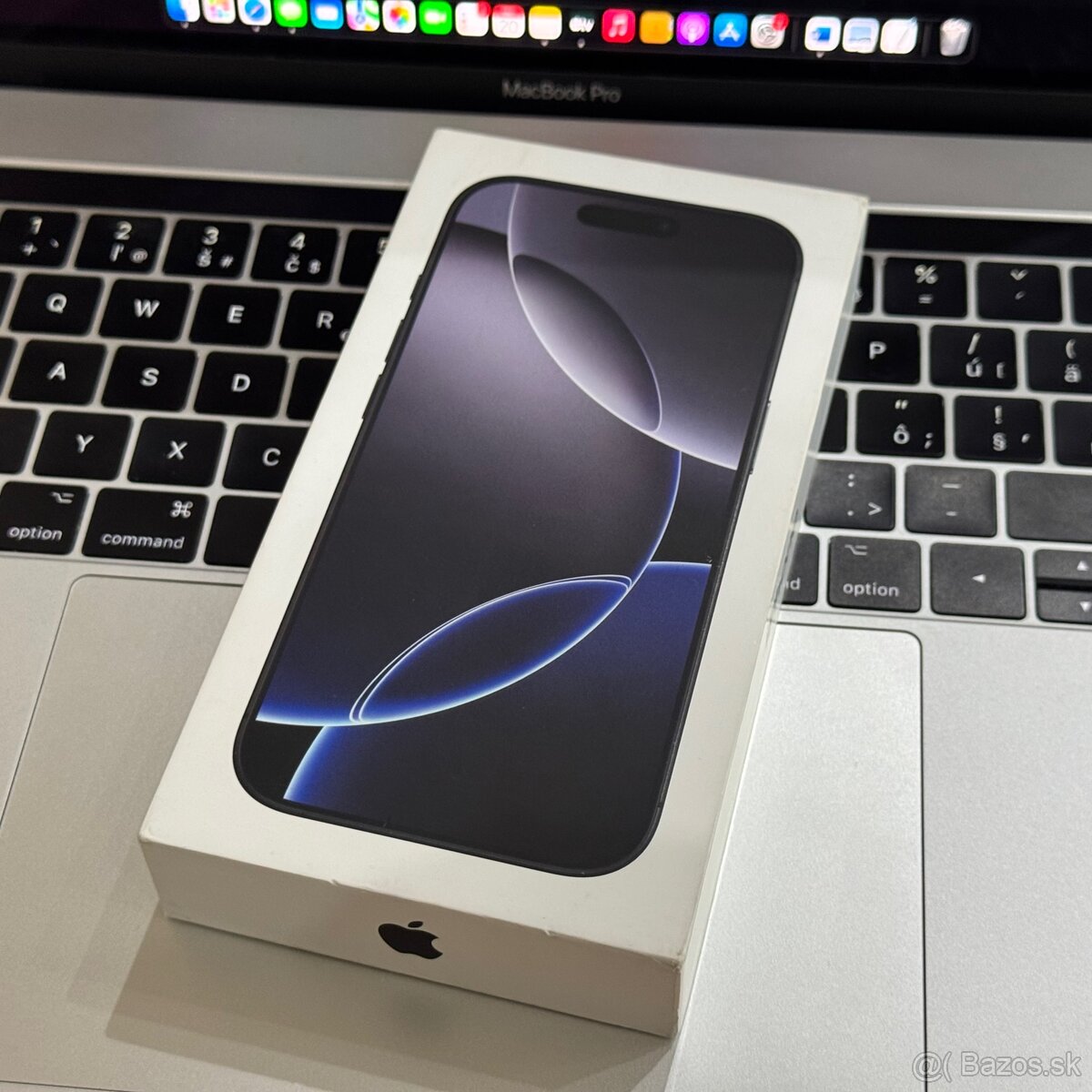 iPhone 16 Pro 256GB - 12