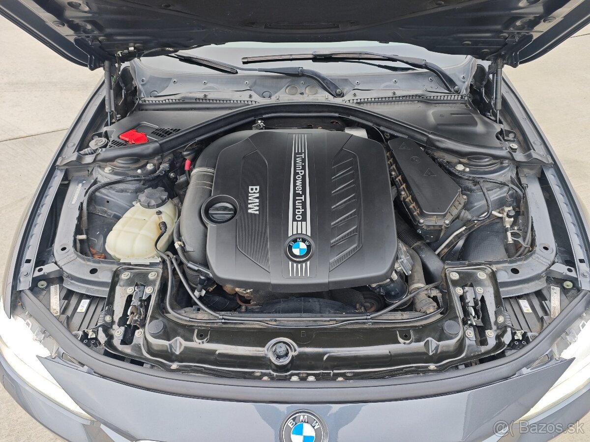 BMW Touring 330D Luxury line - 12