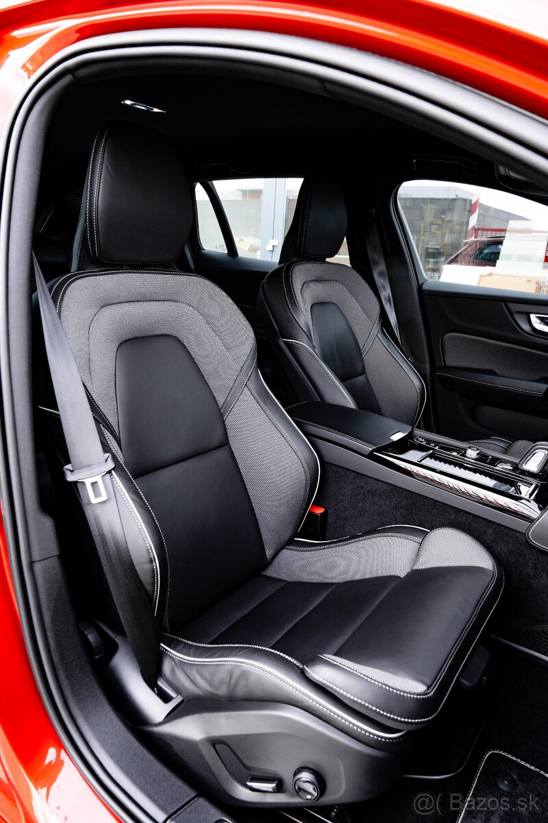 Volvo V60 T6 R-Design - Pohon všetkých kolies - 12