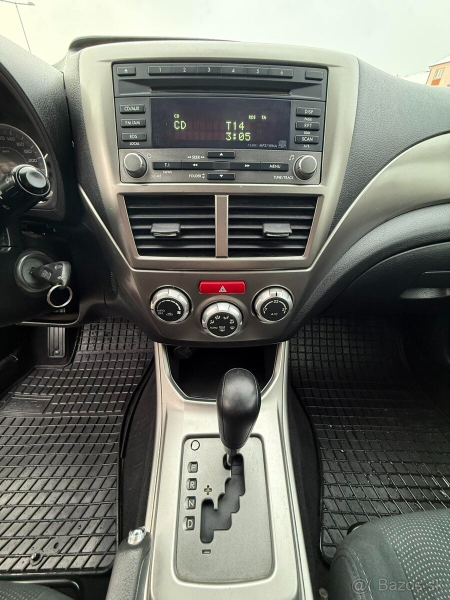 Subaru Impreza 2010 Benzín Automat - 12