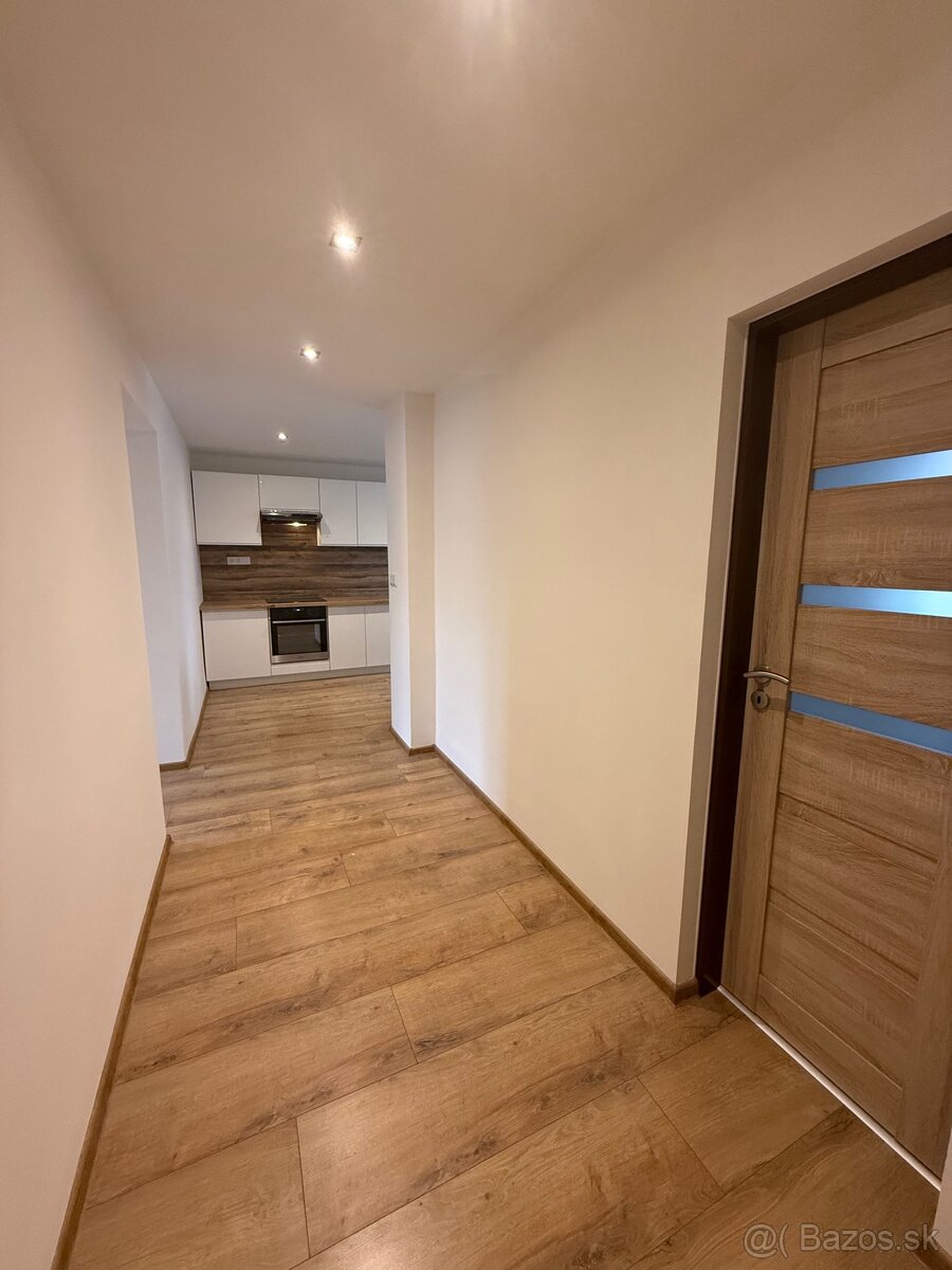 Prenájom 2 izbového bytu, Martin - Centrum - 12