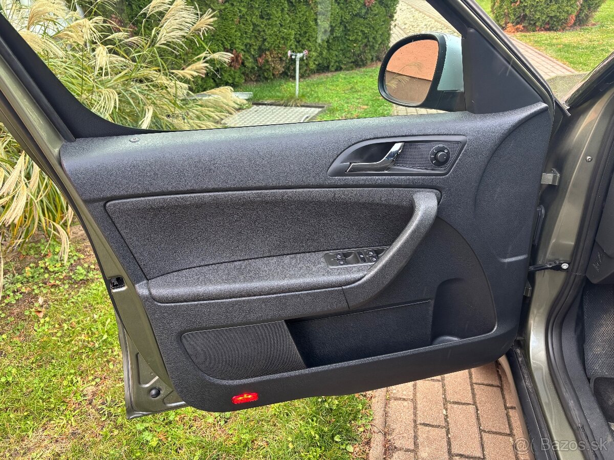 Predám ŠKODA YETI 2,0tdi 81kw m6 4x4 - 12