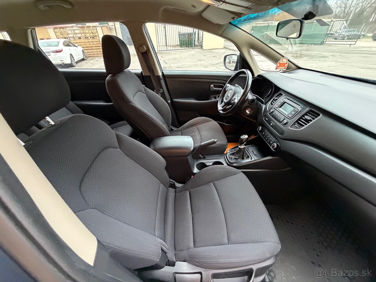 Kia Carens 1.7 CRDi LX - 12