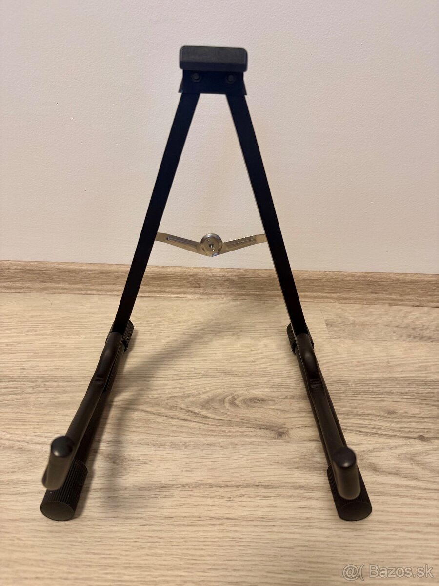 Gitara Cort Earth 70 NAT - 12