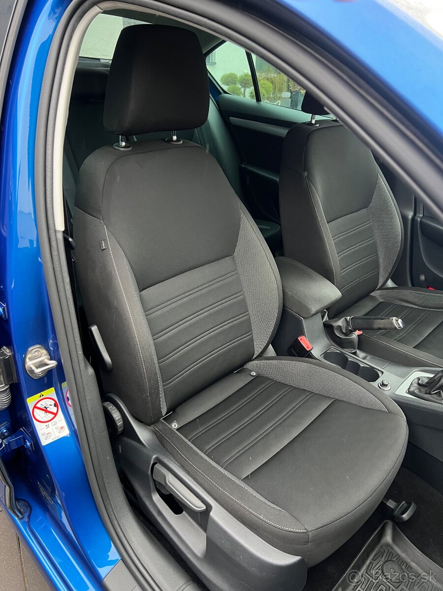 ŠKODA OCTAVIA 1.5 TSI FACELIFT TOP STAV - 12