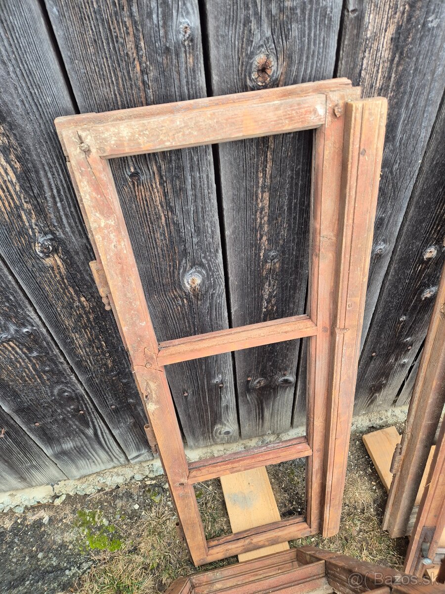 Staré drevené krídla okine - 12