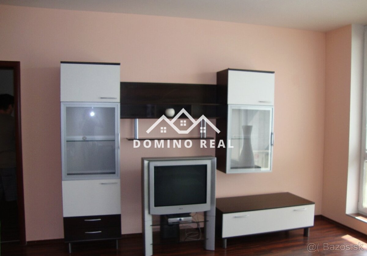 priestranný 2-izbový byt - 12