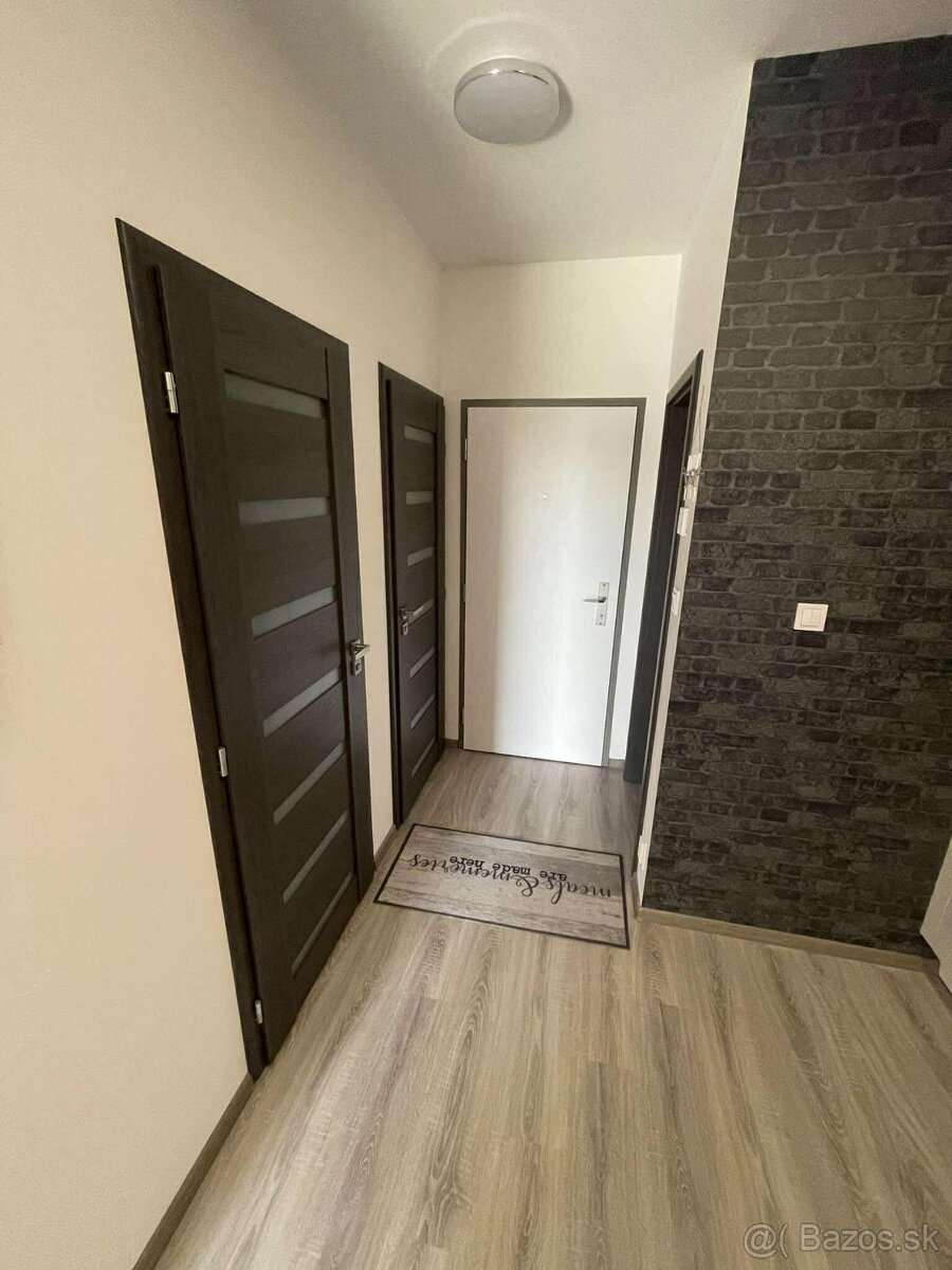 Prenájom 2 izbového bytu na Wuppertálskej ulici - 12