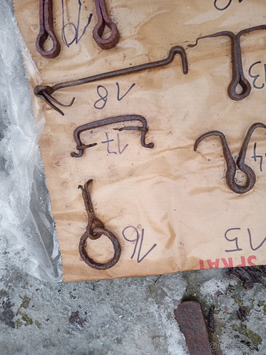 Staré drobnosti na dekoráciu - 12