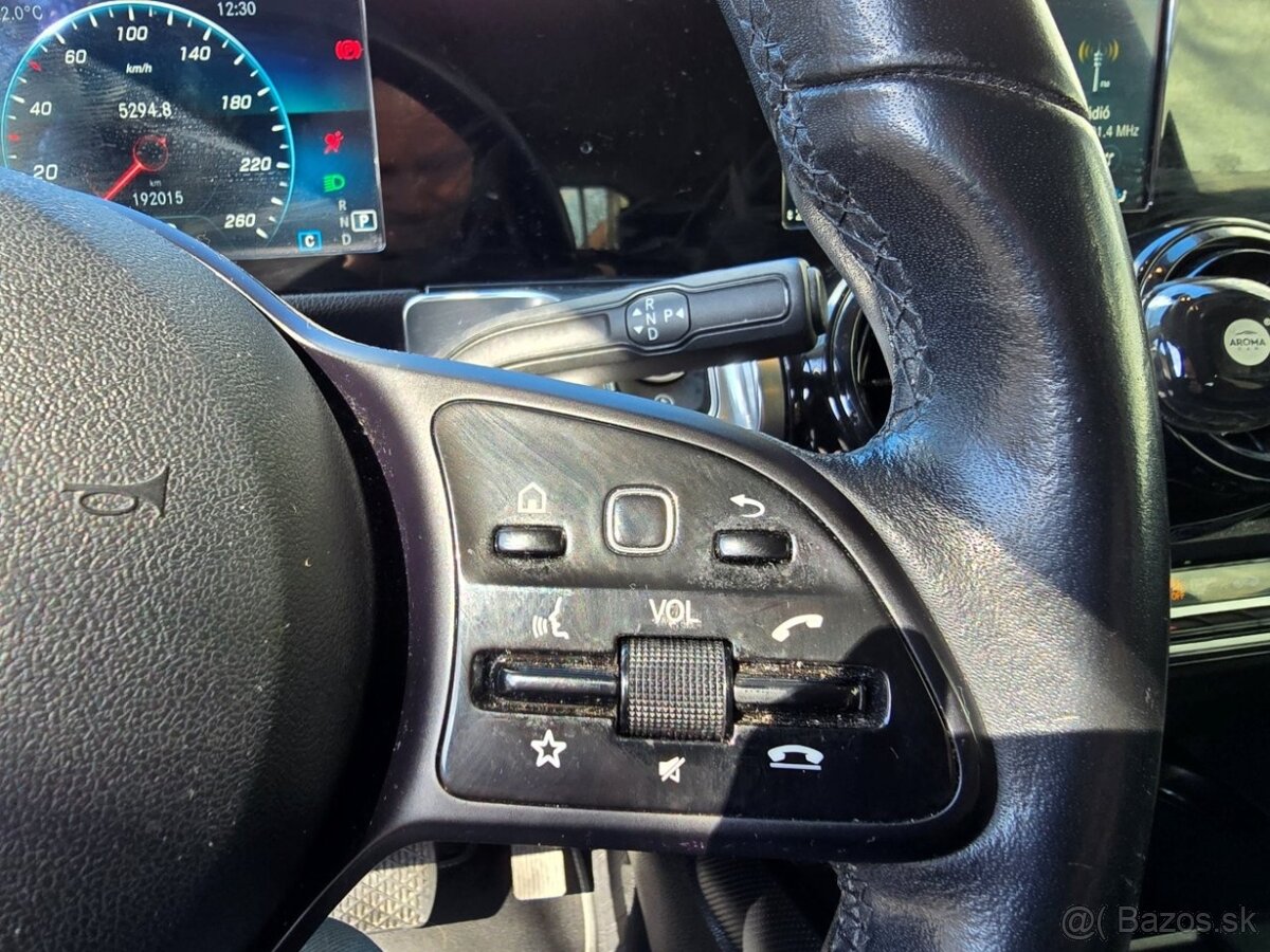 Mercedes-Benz GLB 180d A/T, Mesačne: 349€ - 12