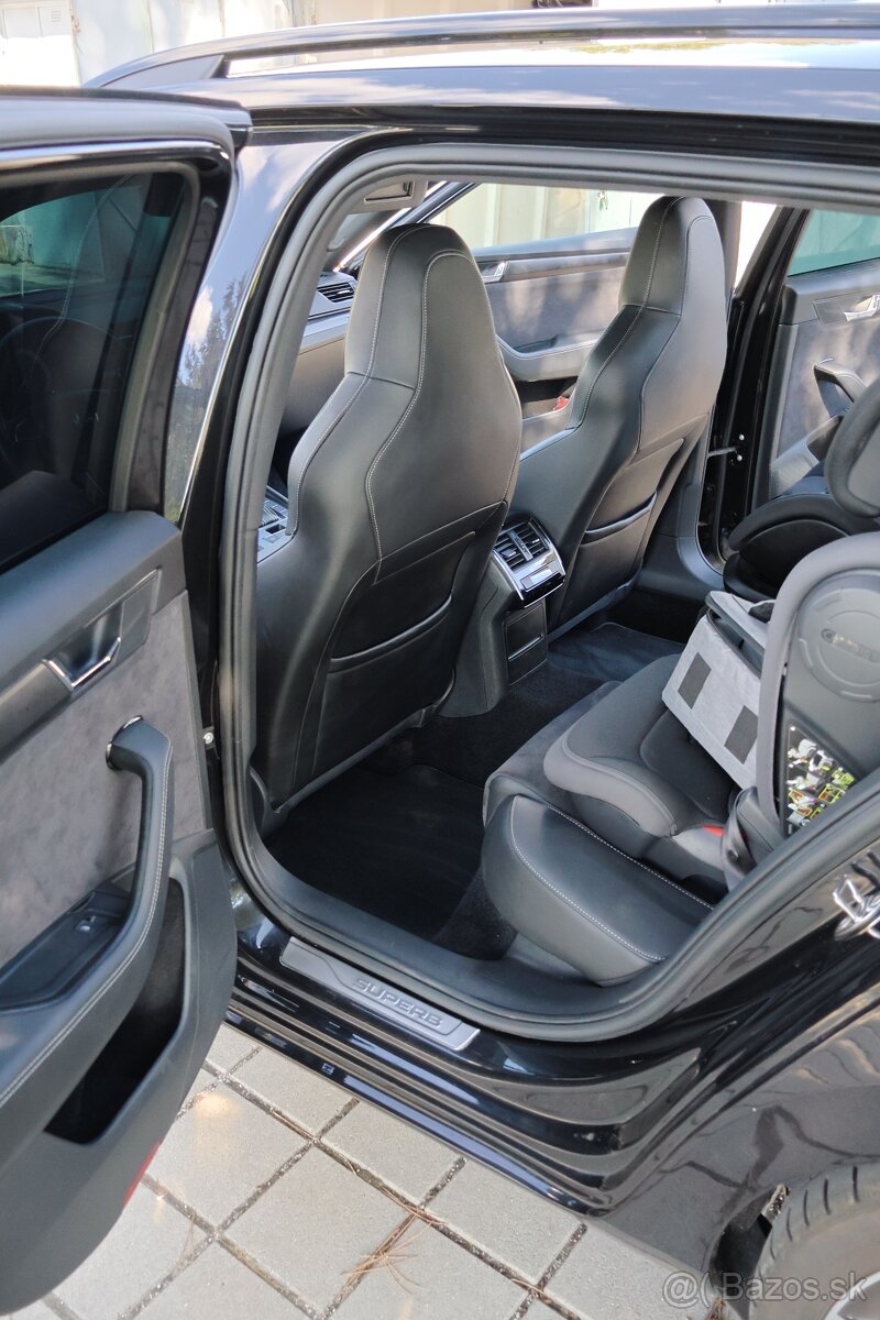 Škoda Superb 2.0 TDI 110kw DSG - 12
