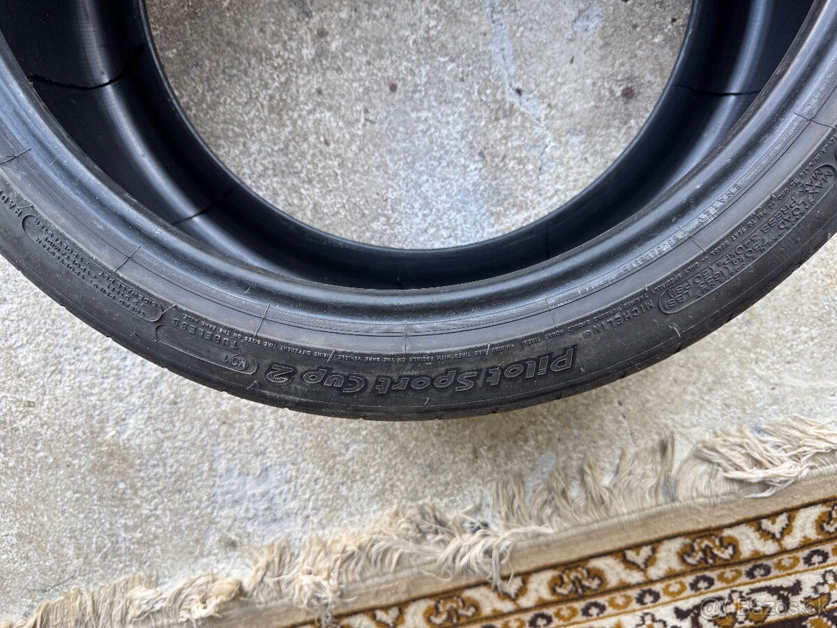 Michelin Pilot Sport Cup 2 265/35 R19 letne - 12