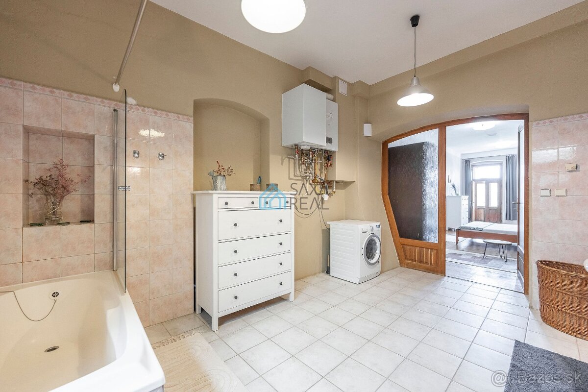 Byt 90 m2 v hist.centre a s balkónom na Hlavnej ulici. - 12