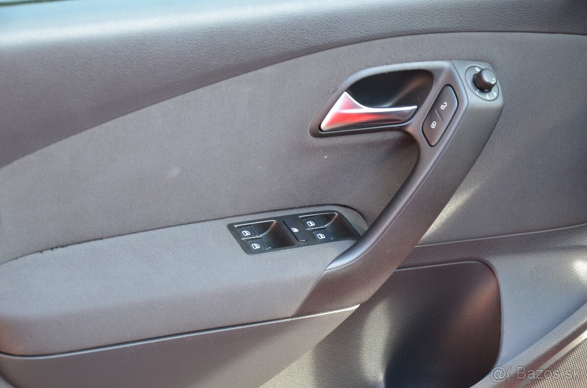 Volkswagen Polo 1,2 HTP Comfortline, 51kw, M5 - 12