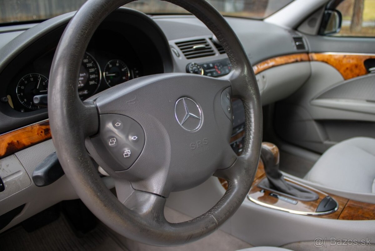 Mercedes-Benz E trieda Sedan E280 CDI - 12