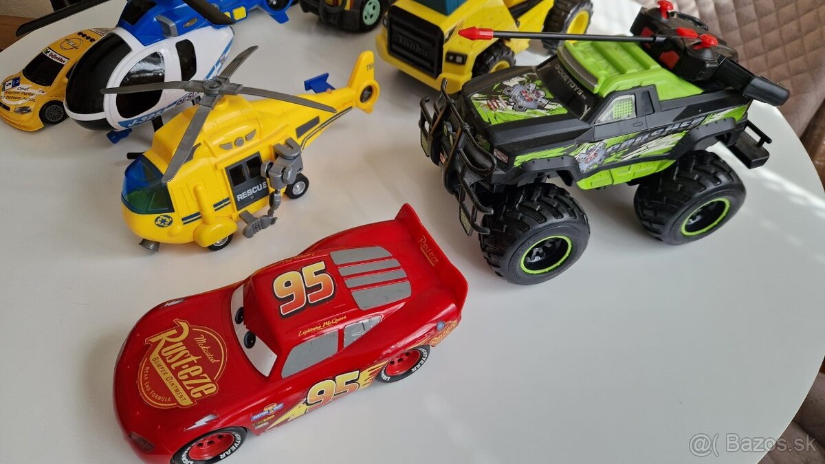 Hračky, auta,, helikoptera, hot wheels, mcqueen - 12
