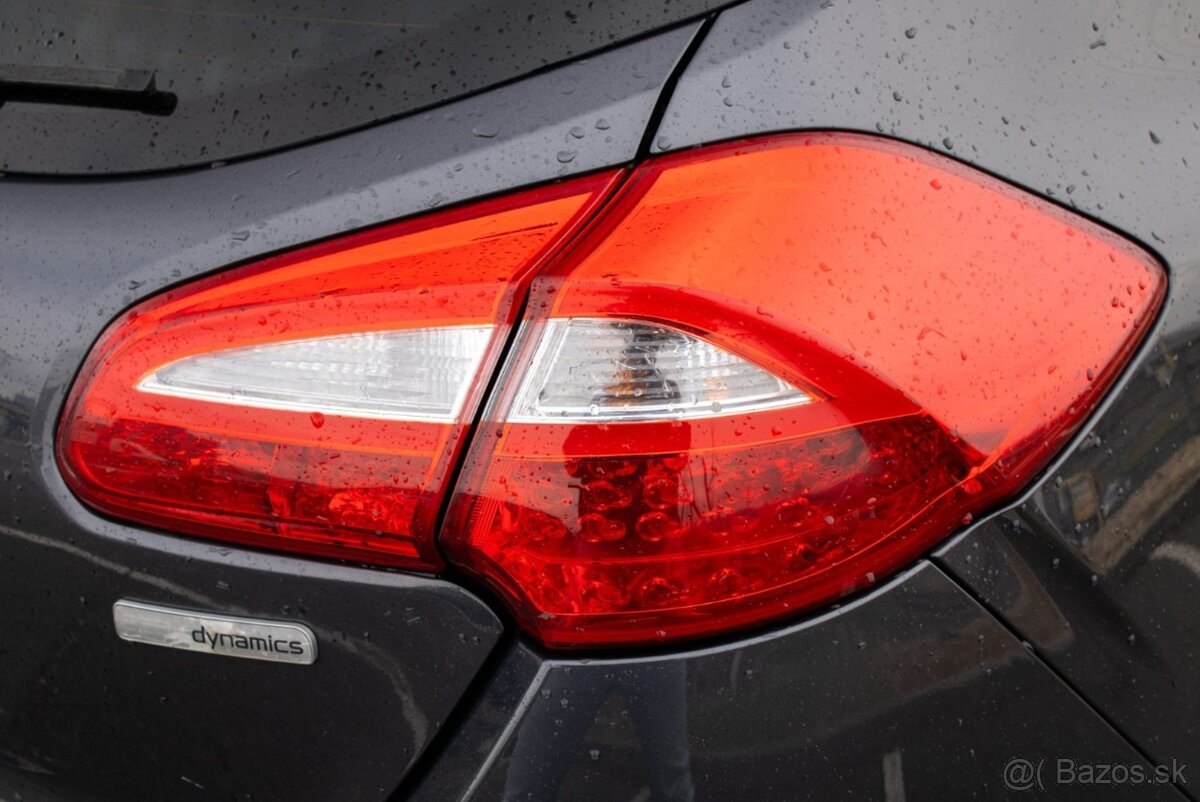 Kia Ceed 1.4 mpi 16V / 74kW / M6 / 5d. - 12