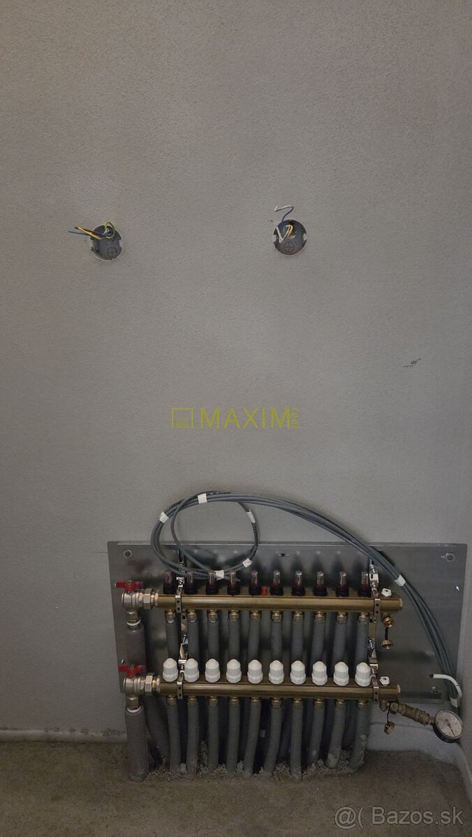 Bungalov v centre obce Cabaj Čápor, Wágnerova ulica - 12