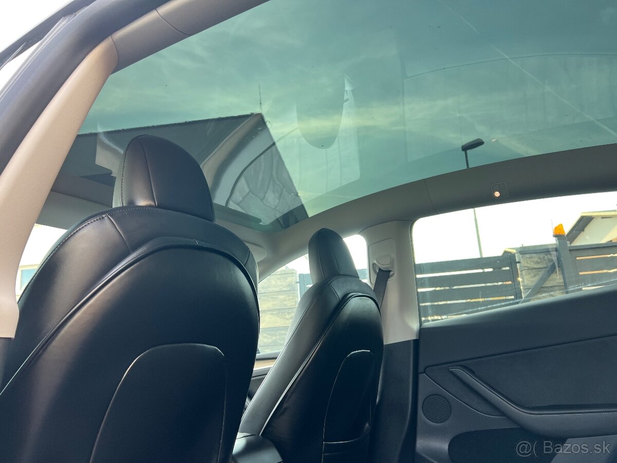 Tesla Model Y Dual Motor Long Range - 12