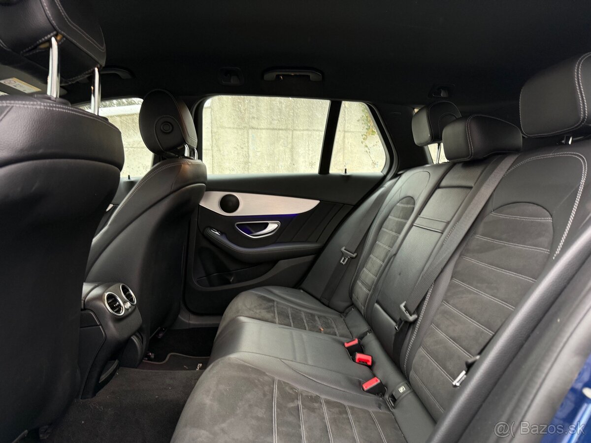 Mercedes-Benz C300de-Break - 12