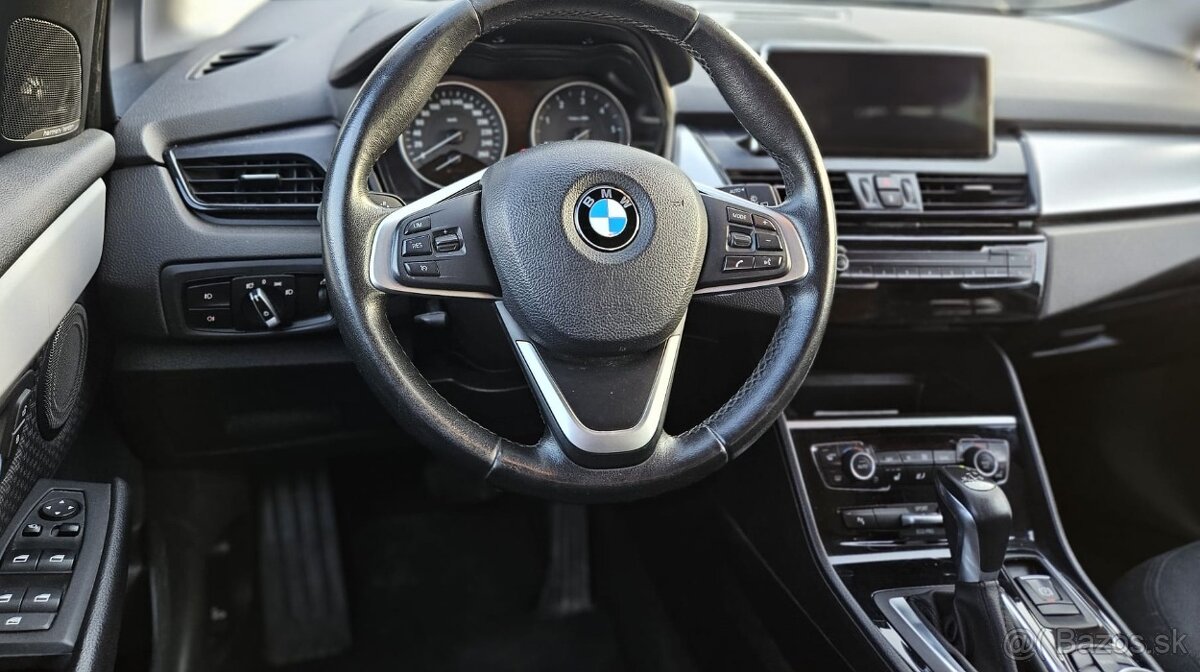 BMW 2 Gran Tourer 220d 7 miest - 12