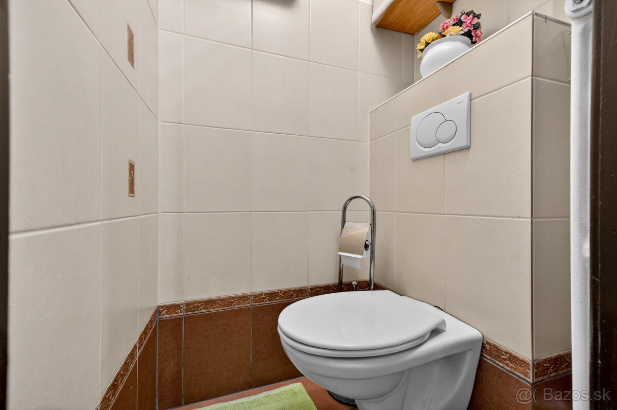 Predaj 3-izbový staromestský byt 91m2 Špitálska ul., výťah, - 12