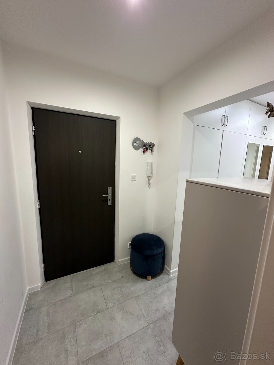 3 izbový byt s balkónom - 12