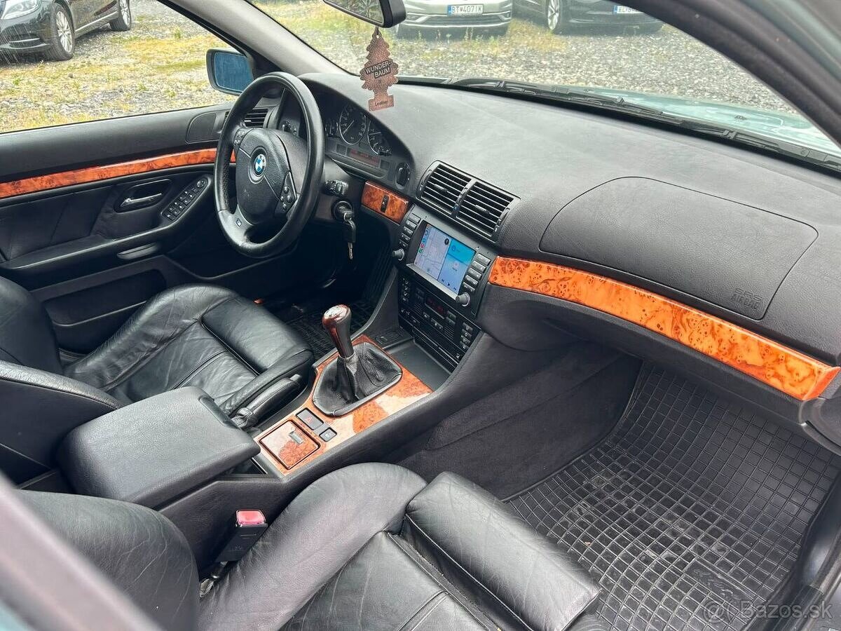 BMW e39 540i, 210kW, 6 stupňový manuál - 12