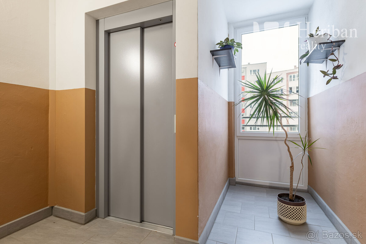 3-izb.byt s logiou, 5.p/8, Hemerkova ul, KE-časť KVP - 12