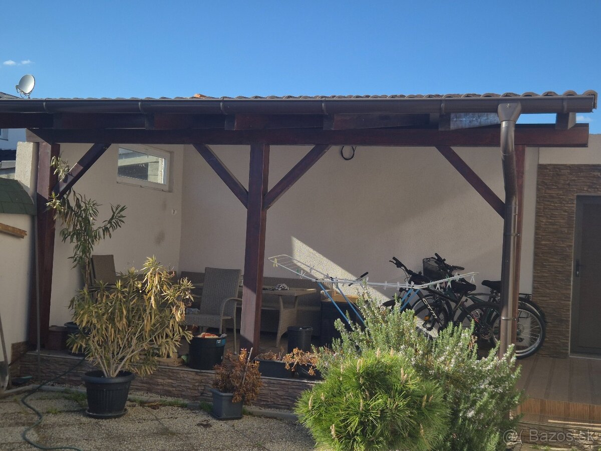 ZĽAVA 2000,- EUR PRÍSTREŠOK - 12