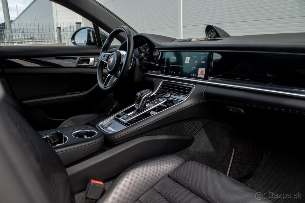 Porsche Panamera 4 E-Hybrid 4x4 A/T 343kw - 12