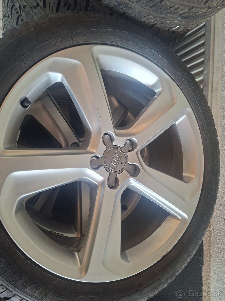 Audi R20 - 12