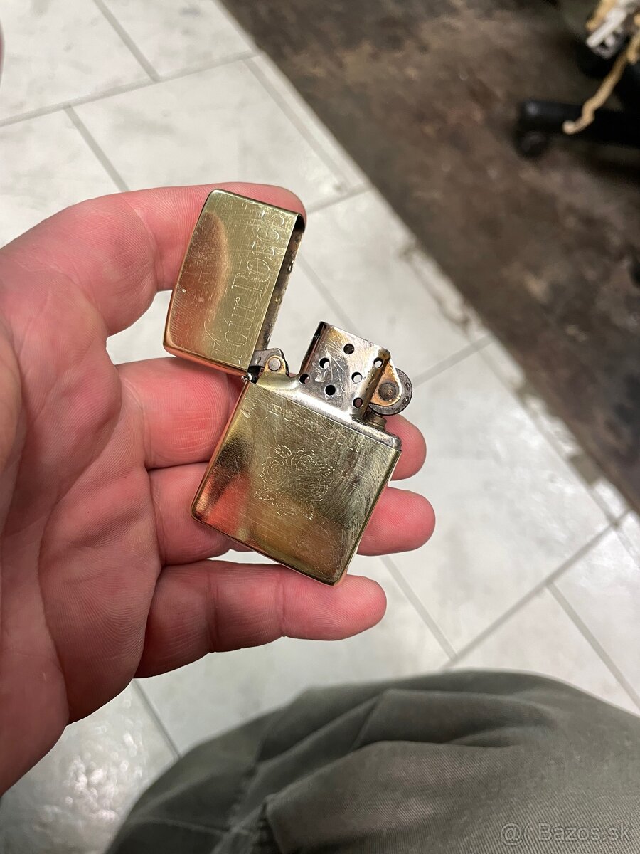 Zippo Four Roses Bourbon( 3/1993) - 12