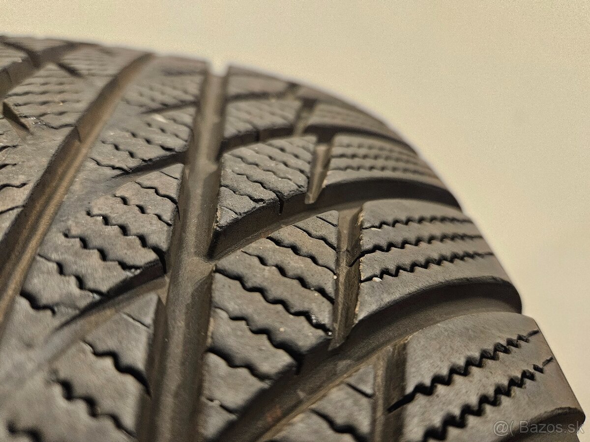 Zimné pneumatiky Bridgestone - 215/65 r17 99H - 12