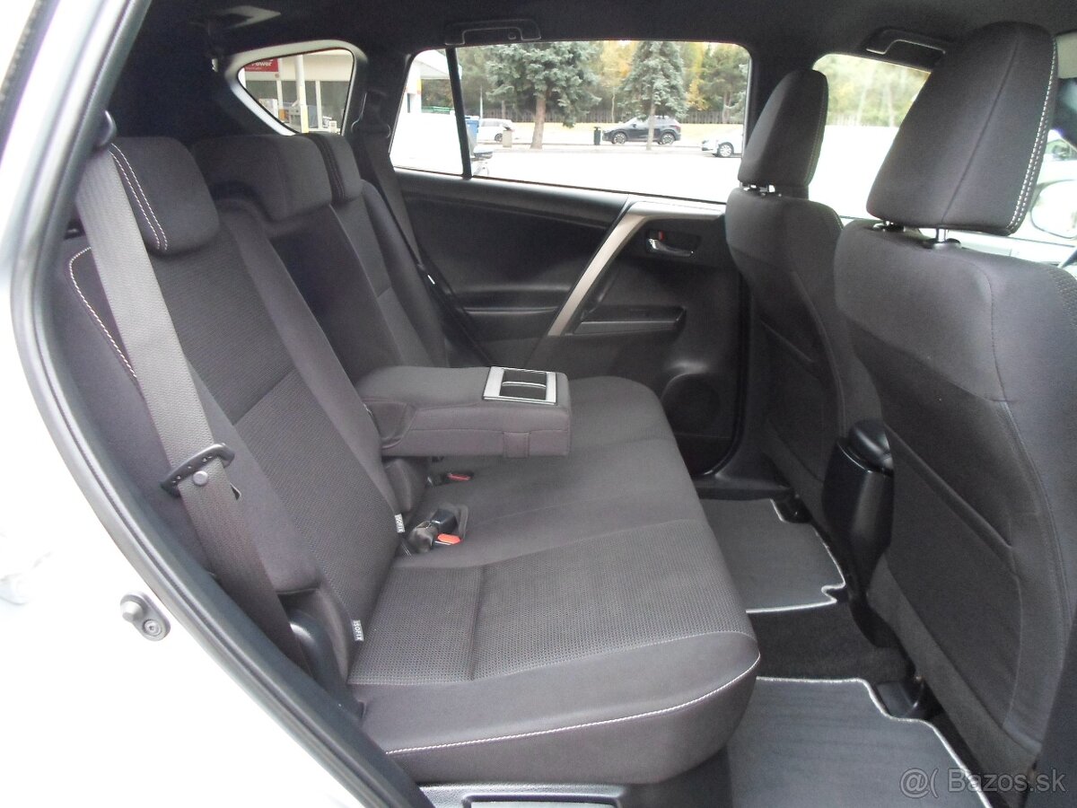 Toyota RAV4 2.5 Hybrid 197 PS,automat,kamera,keyless,LED - 12