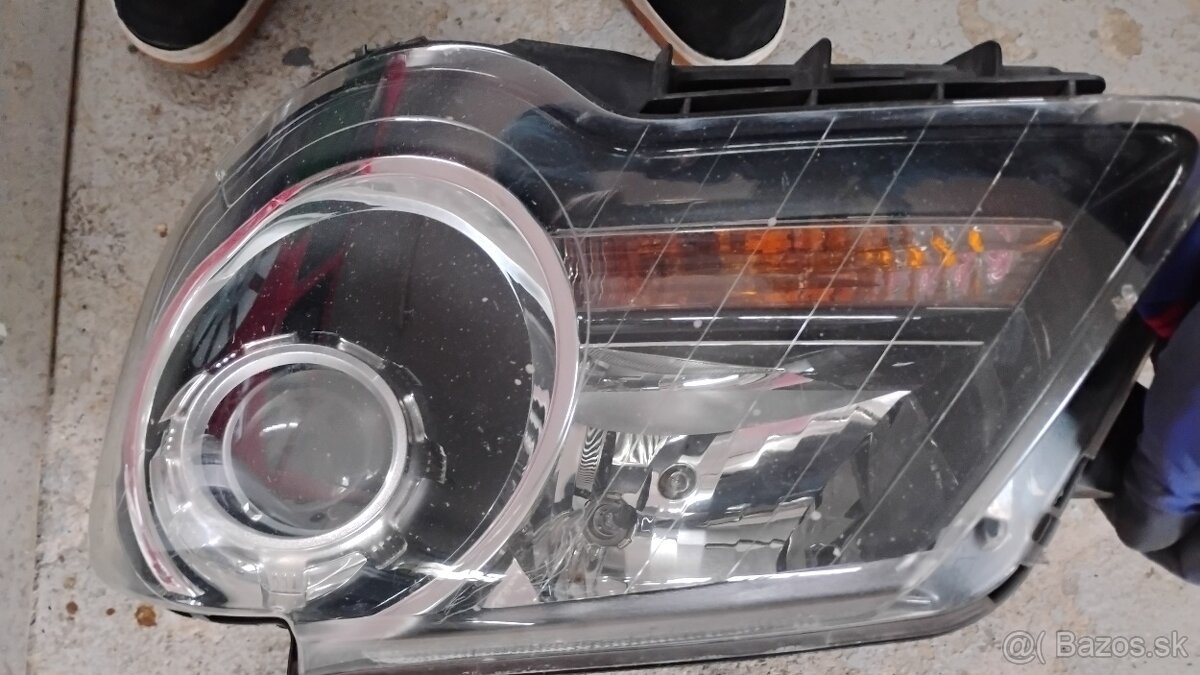 Predny naraznik touran cross - 12