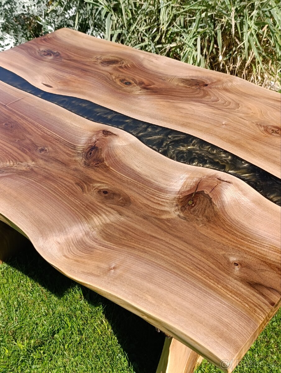 Konferenčný stolík s epoxidom - 12