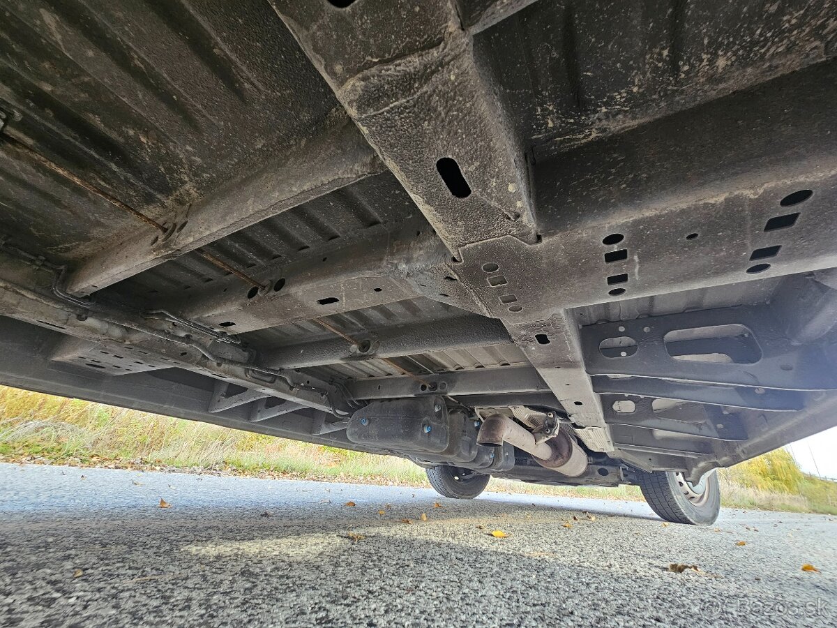 RENAULT MASTER TECH L3H2 2.3 dCi - 7 miestne - 12