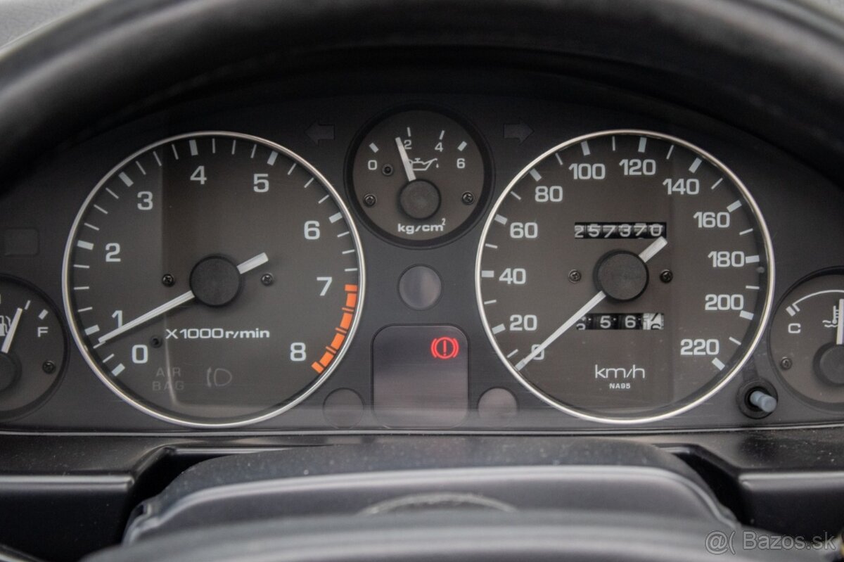 Mazda MX-5 Miata 1,8 benzín - 12
