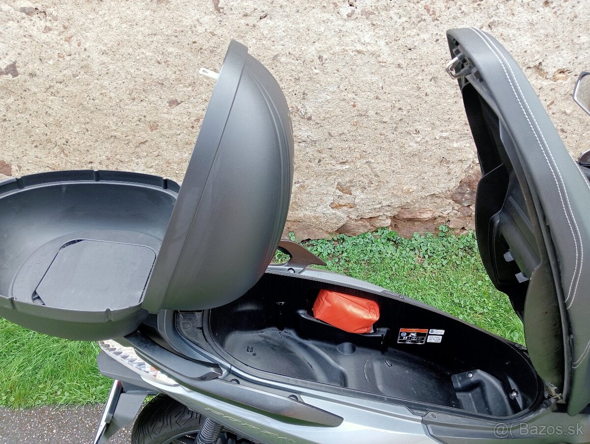 Honda Forza NSS 125 - 12