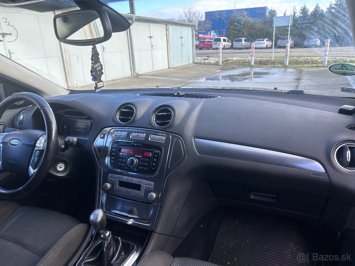 Ford mondeo Titanium - 12