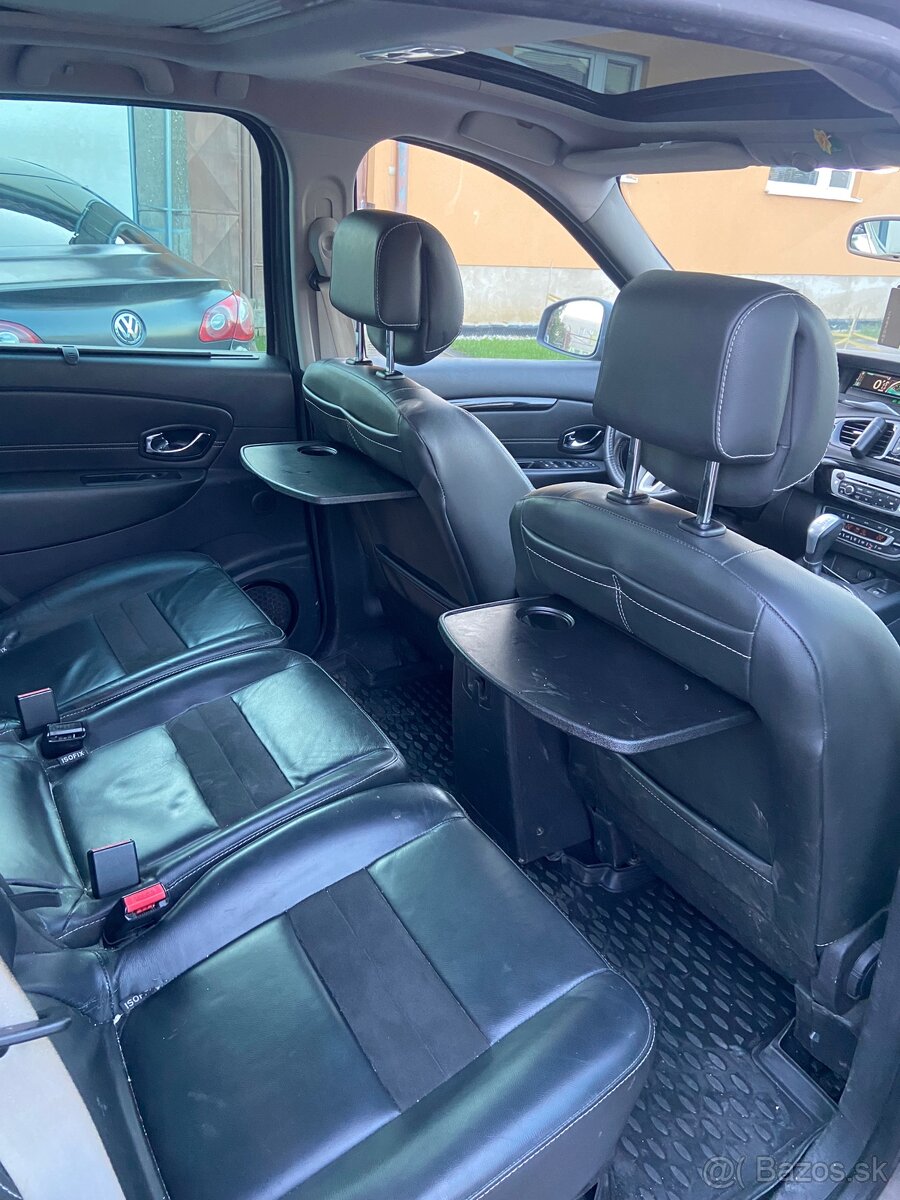 Renault Grand scénic III 1.5 dCi K9K - 12