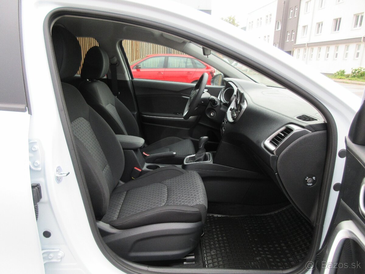 Kia Ceed 1.5 T-GDi odp. DPH 2586km - 12