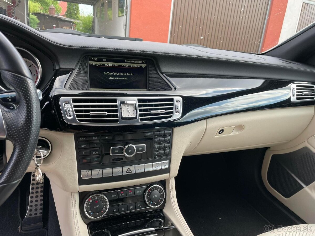 Mercedes-Benz CLS 350 Shooting Brake - 12